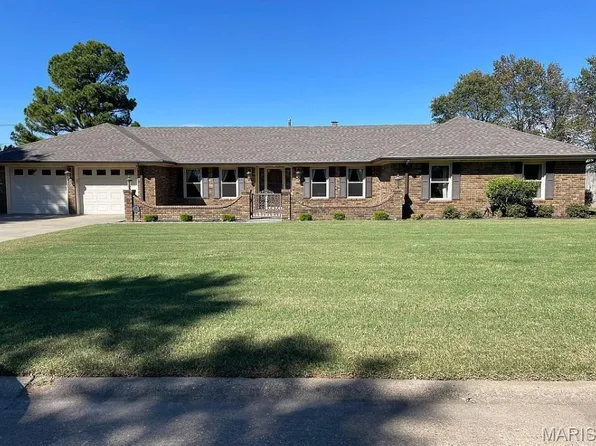 116 Bradford Pl, Kennett, MO 63857