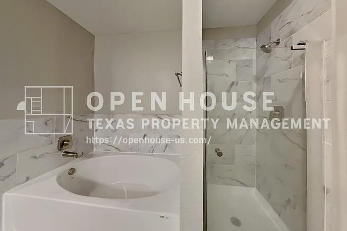 18206 Gravenhurst Ln — Photo 11