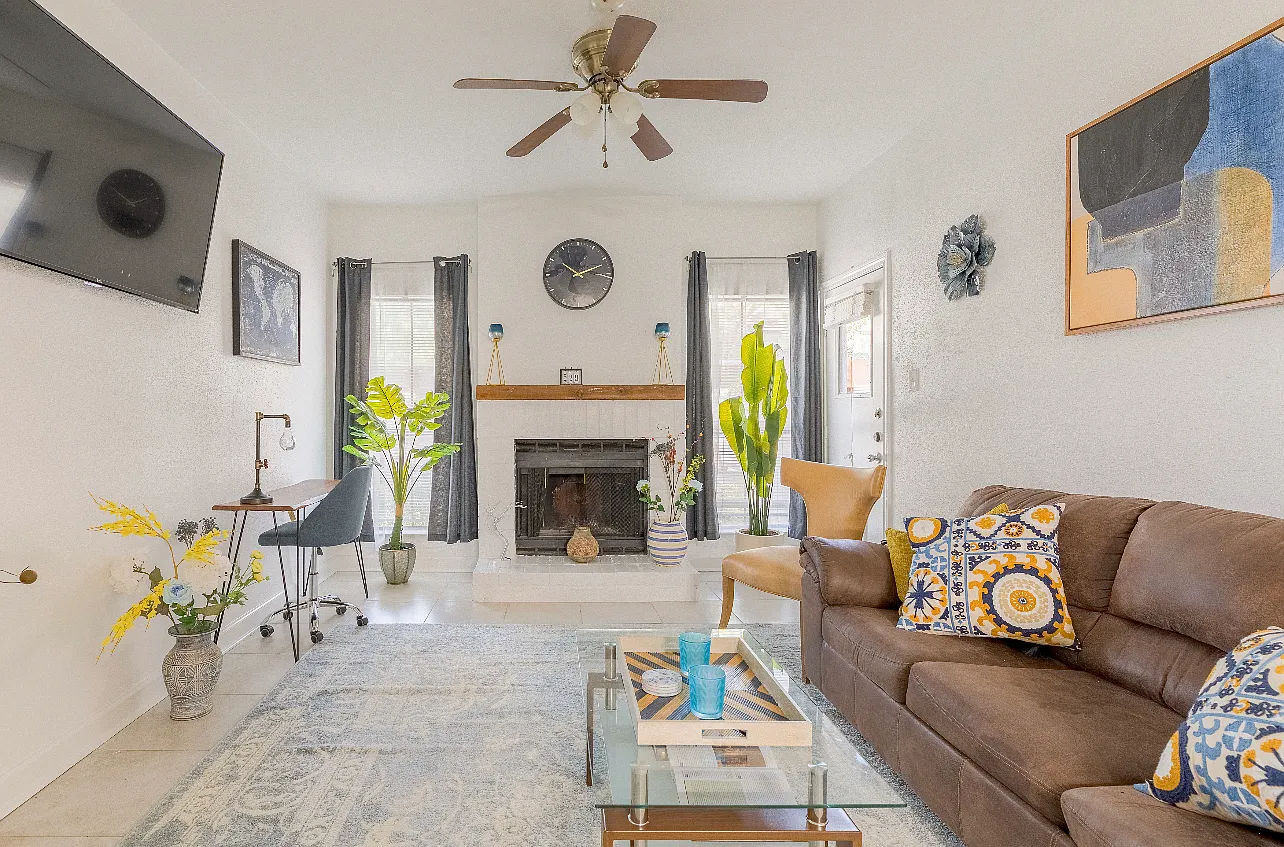 1 bed, 729 sqft, $1,400 — Photo 1