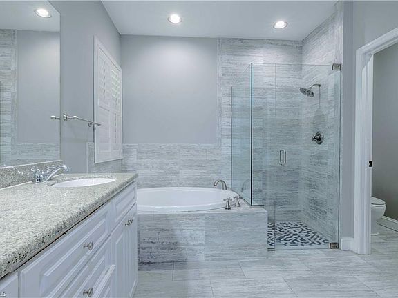 4th image of 20730 Groveline CT