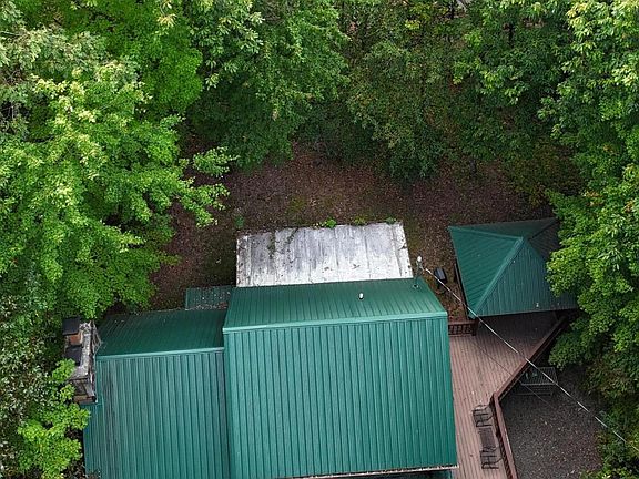 2nd image of 2213 E View Dr