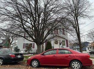 1440 L St, Elmont, NY 11003