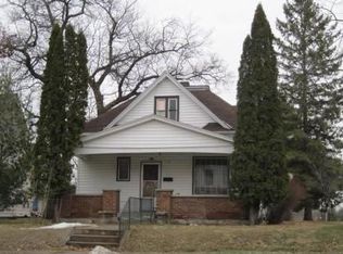 402 6th St NE, Staples, MN 56479