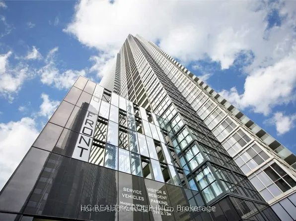 300 Front St W, Toronto, ON