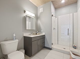 236 W Lake St #ID1029635P, Chicago, IL 60606