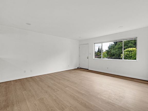 4th image of 1364 C St #3