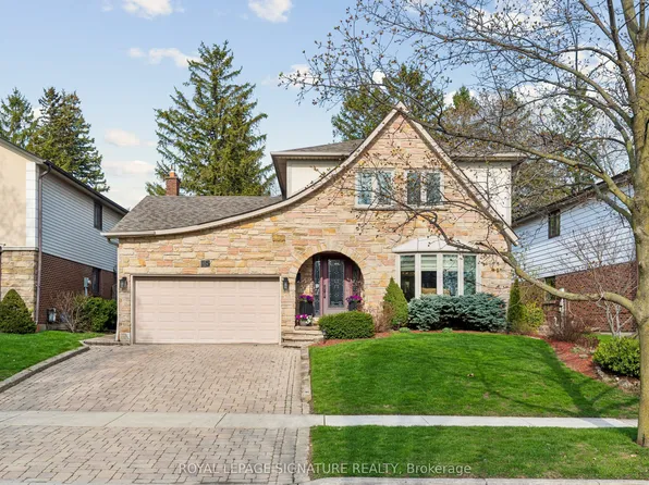 35 Ranchdale Cres, Toronto, ON M3A 2M1