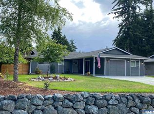 2110 W 12th St, Port Angeles, WA 98363
