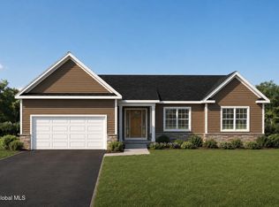 10 Elm Ave, Selkirk, NY 12158
