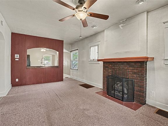 5th image of 2105 King Ave
