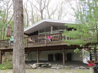 114 Cree Rd, Shohola, PA 18458