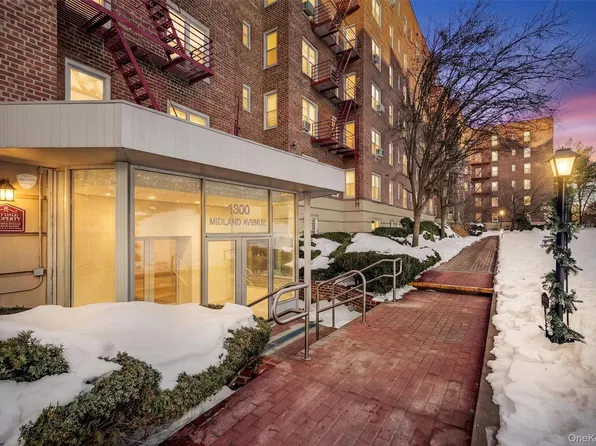 1300 Midland Avenue #A50, Yonkers, NY 10704