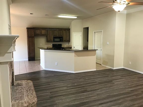 4th image of 433 Spyglass Dr
