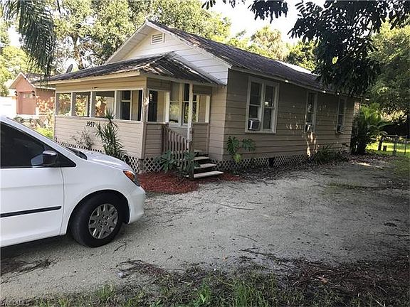 2nd image of 3957 Washington Ave