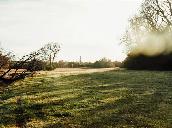 County Road 1100, Lookeba, OK 73053