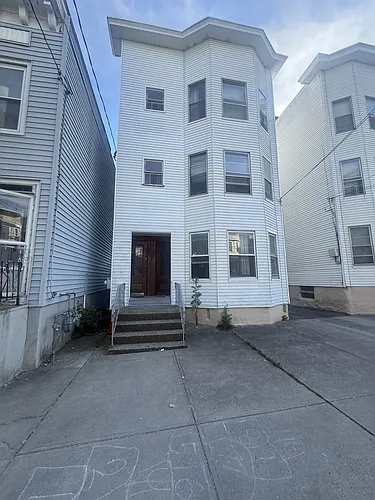 690 State St #1 Photo 1