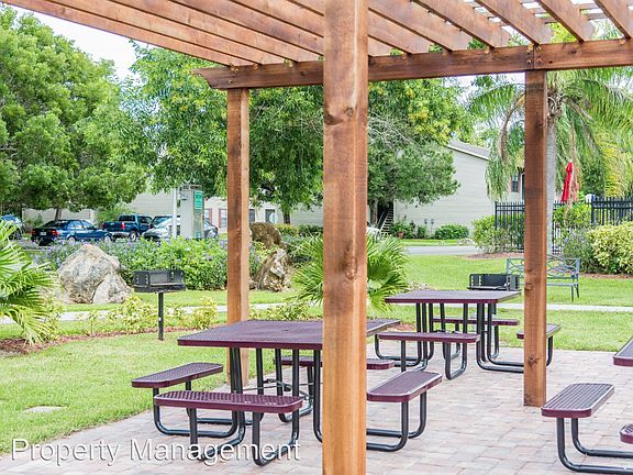 2nd image of 7190 Pinnacle Dr APT J22