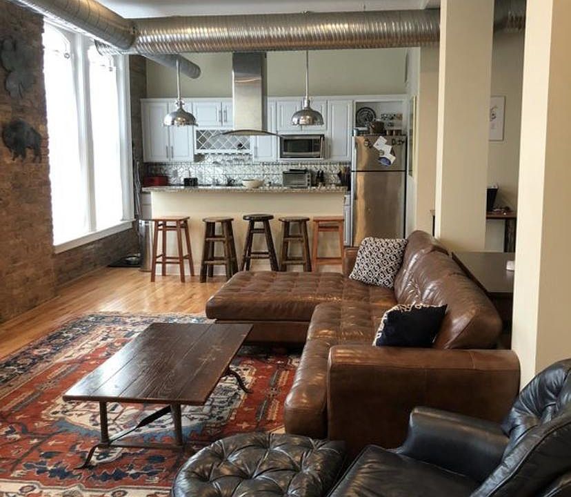 1st image of 1526 Main St Ste 1