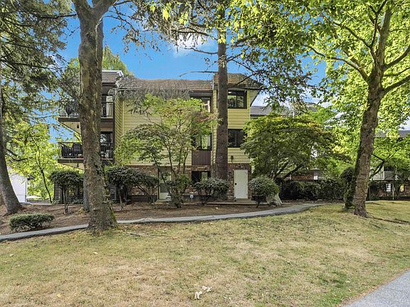 3rd image of 7426 138th St #211