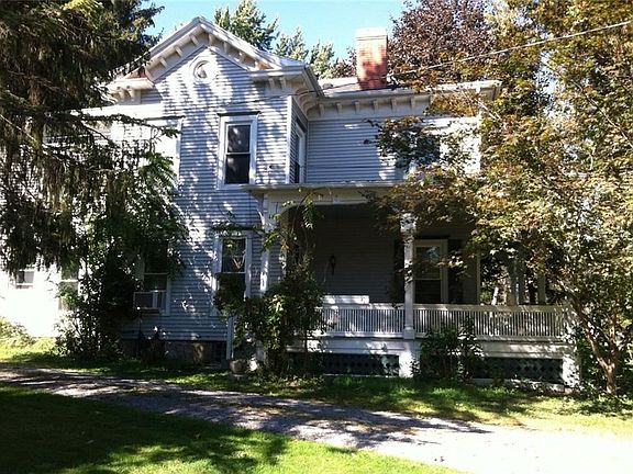 2nd image of 184 N Pearl St
