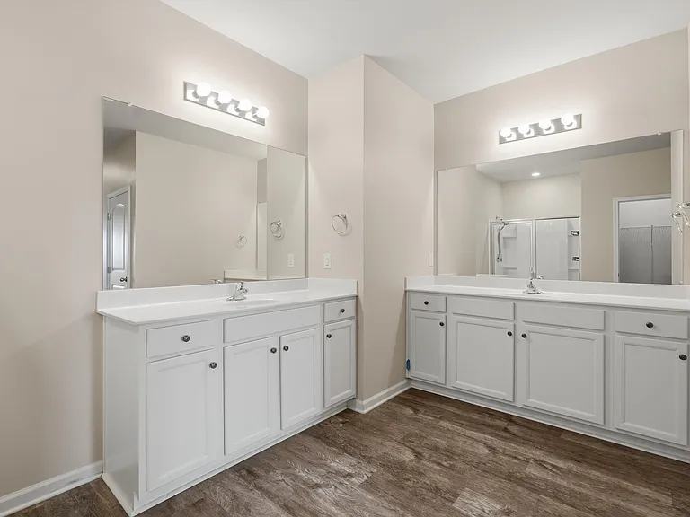 Primary Bathroom, dual sinks