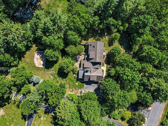 2nd image of 12 Middleton Drive