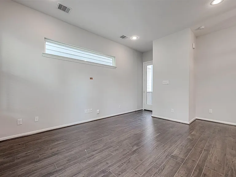 5610 Patrick St #I — Photo 4