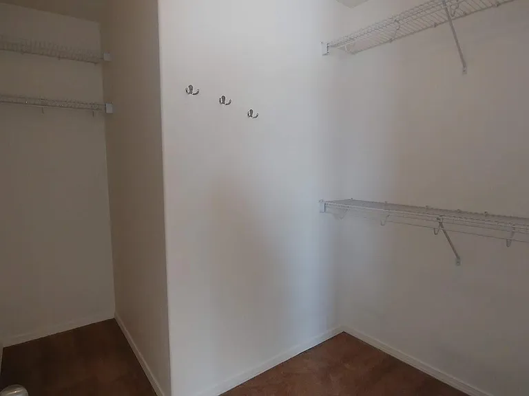 1050 SW Lost Trail Dr — Photo 9