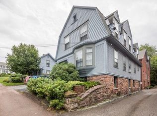 194 Jackson Ct #A, Burlington, VT 05401