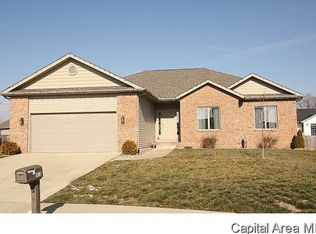 5413 Crane Dr, Springfield, IL 62711