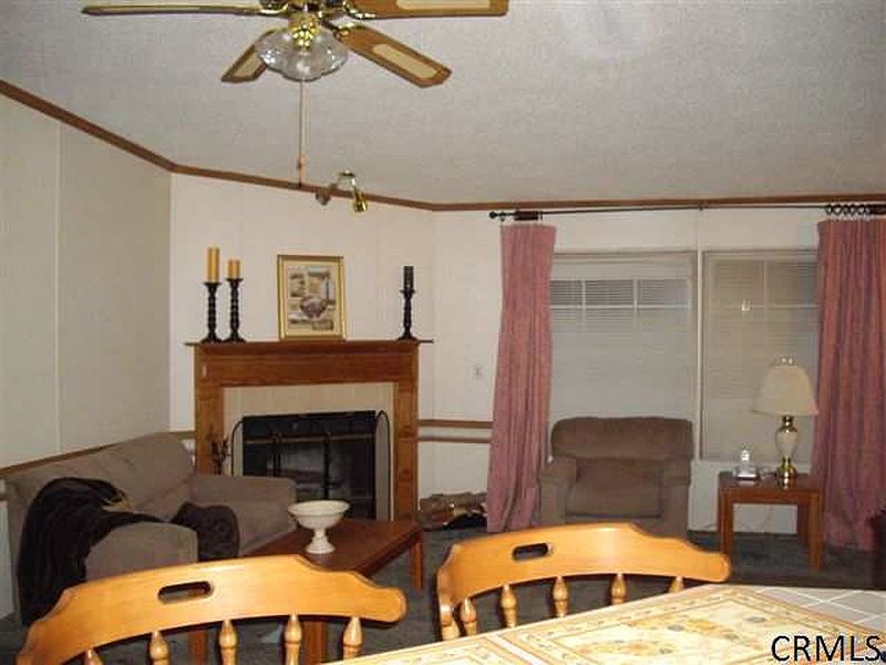 4th image of 209 ROCK HAVEN Road