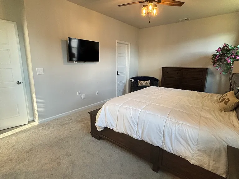 Cypress Ln — Photo 42
