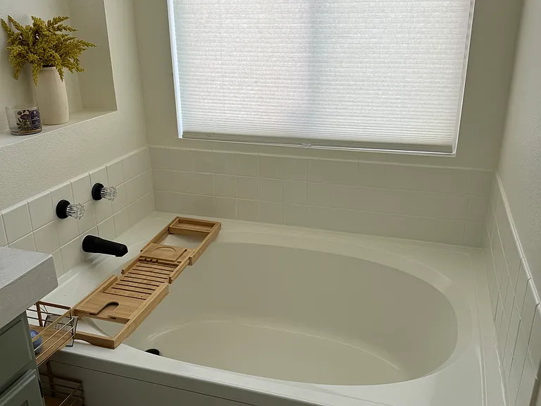 5554 Merriweather Dr — Photo 29
