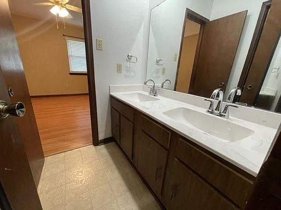 3rd image of 69 Crislaur Ave APT D
