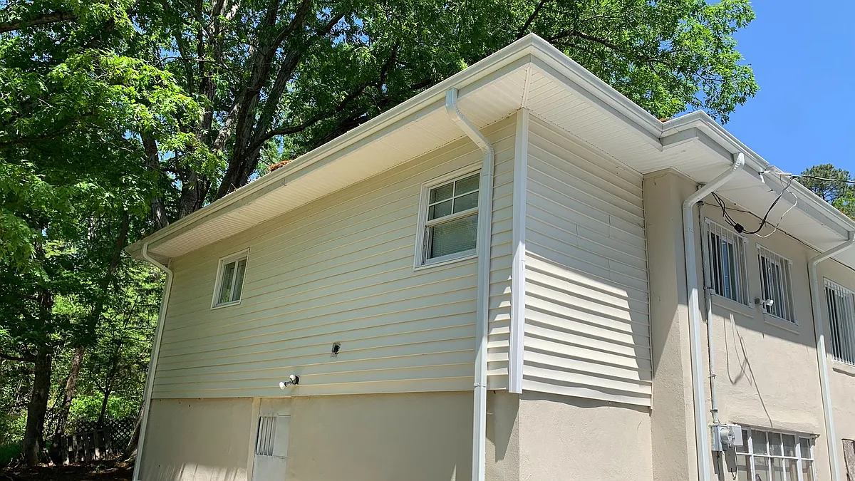 Building Photo - 116 E Cornwallis Rd
