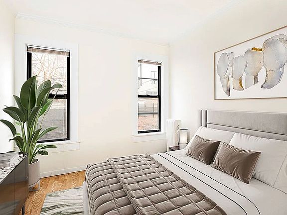 5th image of 171 Meserole St APT 3