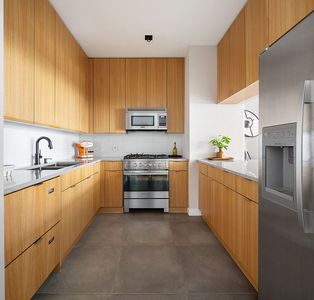 252 7th Ave APT 5L, New York, NY, 10001