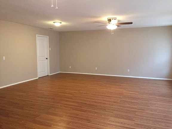 3rd image of 8497 W 26th St
