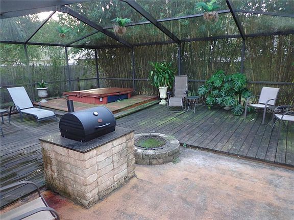 5th image of 1418 Cloverfield Dr