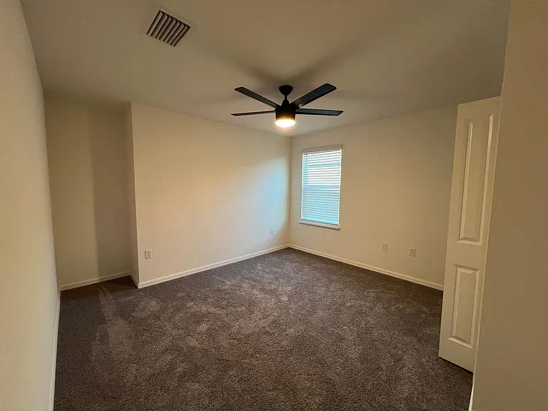 3904 Academia Ave — Photo 19