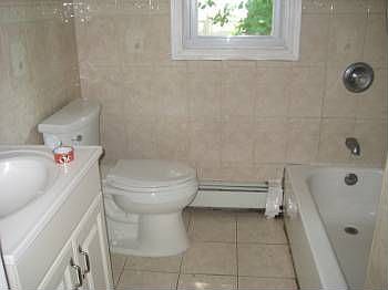 4th image of 420 45th St 4br 2bth Cape**bank Owned**price Just In**