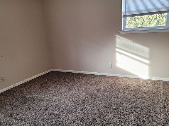 5th image of 1910 Mosher Dr APT A