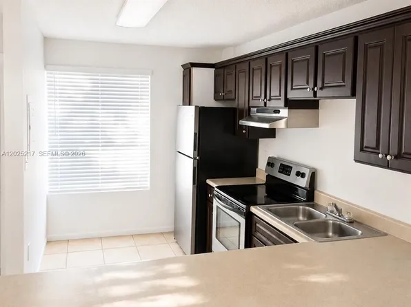 2240 SW 81st Ave, Hollywood, FL
