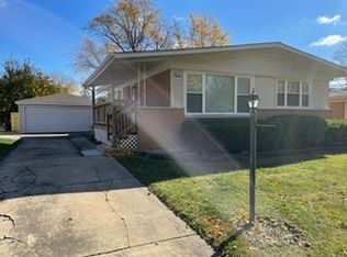 419 N Park Dr, Glenwood, IL