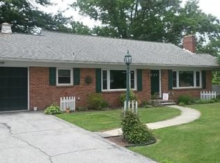 2248 S Queen St, York, PA 17402