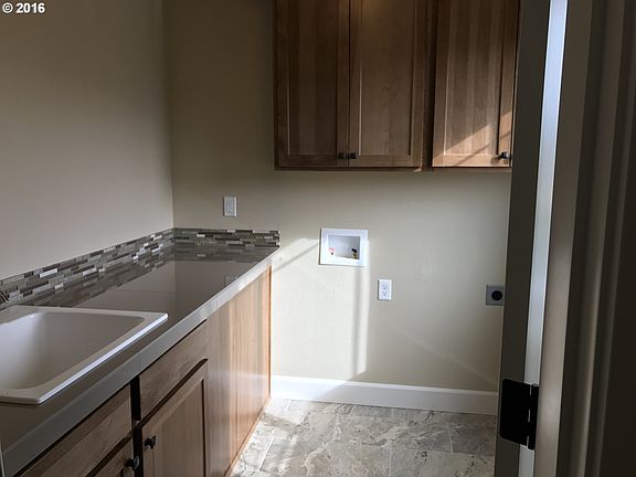 5th image of 12745 Cottonwood Ave