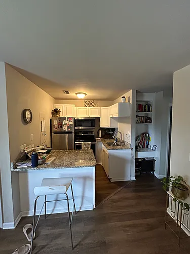 708 Yew St #5 Photo 1