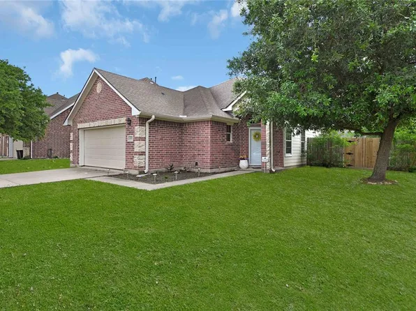 4802 Flamingo Bay Circle, Baytown, TX 77523