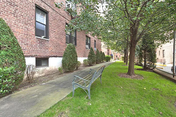 Sold by Calabrese Real Estate | media 14