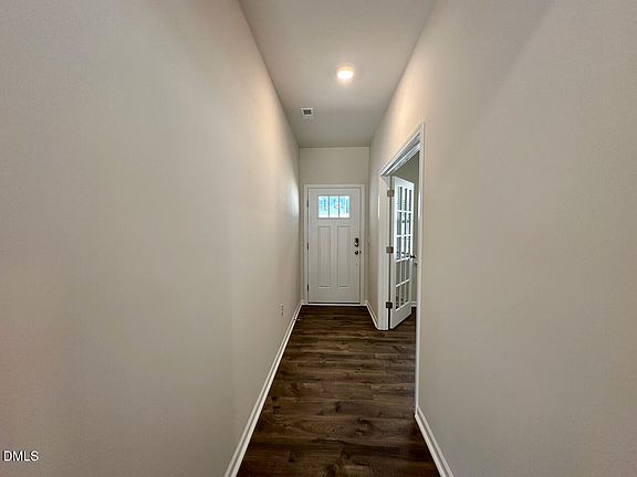 3rd image of 604 Dorado Rd